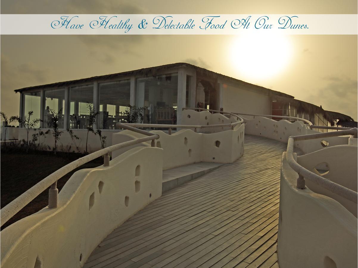 Serena Beach Resort Māndvi Exteriör bild